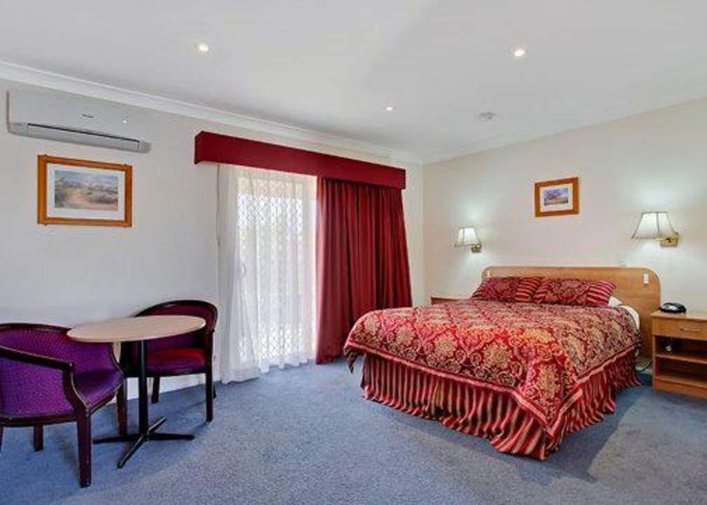 Bushman'S Motor Inn Parkes Rum bild