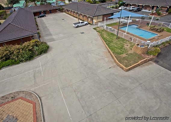 Bushman'S Motor Inn Parkes Exteriör bild
